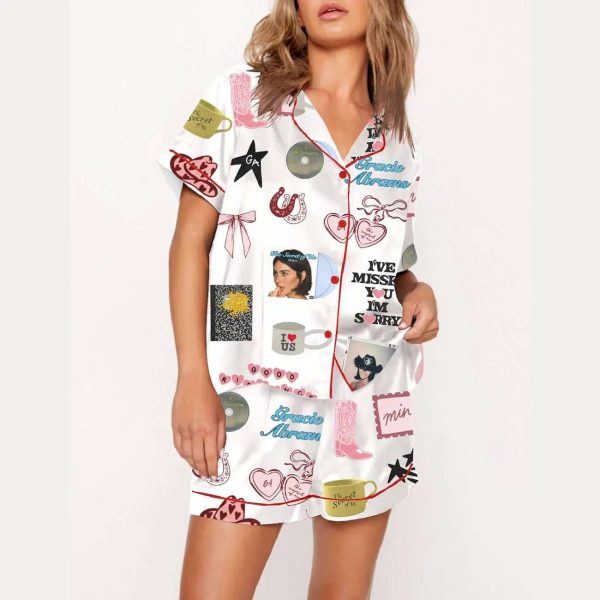 Gracie Abrams Print Pajama Set