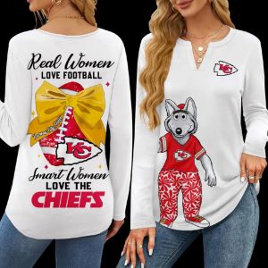 Real Women Love Football Smart Women Love The Chiefs V neck Long Sleeve Shirt2