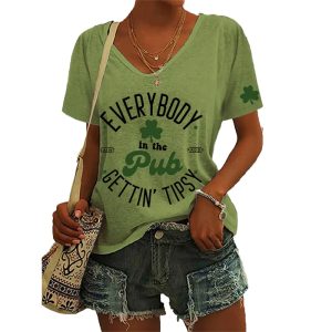 Womens Everybody In The Pub Getting Tipsy St. Patricks Day Printed V-Neck T-Shirt