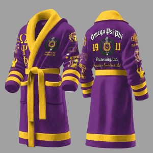 Omega Psi Phi Fraternity Inc Friendship Is Essential To The Soul Fleece Bathrobe1