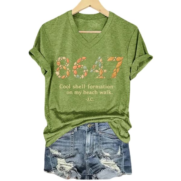 8647 Cool Shell Formation On My Beach Walk Shirt