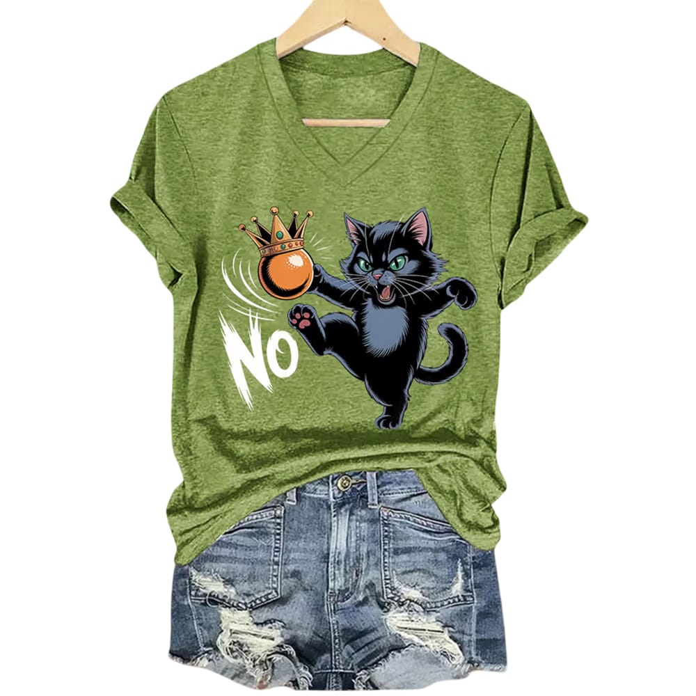 V Neck Retro Cat And Crown No Kings In America Print T Shirt V-Neck Retro Cat And Crown No Kings In America Print T-Shirt
