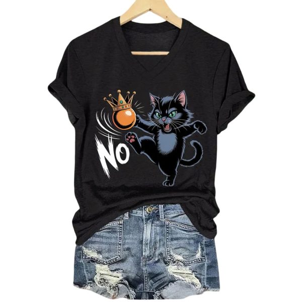 V-Neck Retro Cat And Crown No Kings In America Print T-Shirt