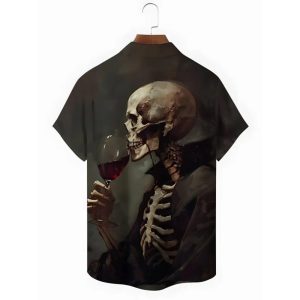 Halloween Skull Drinking Red Wine Print Mens Pocket Short Sleeve Shirts1