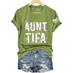 V-Neck Retro Aunt Tifa Print T-Shirt 1 V Neck Retro Aunt Tifa Print T Shirt1