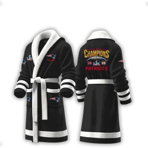 Patriots Super Bowl LX Champions Fleece Bathrobe1