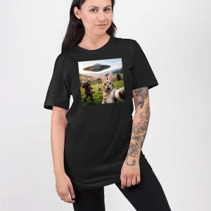 Funny Cat Selfie with Easter Bunny Bigfoot UFO Shirt 3