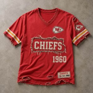 Chiefs Est 1960 Distressed Ripped V Neck T Shirt 3